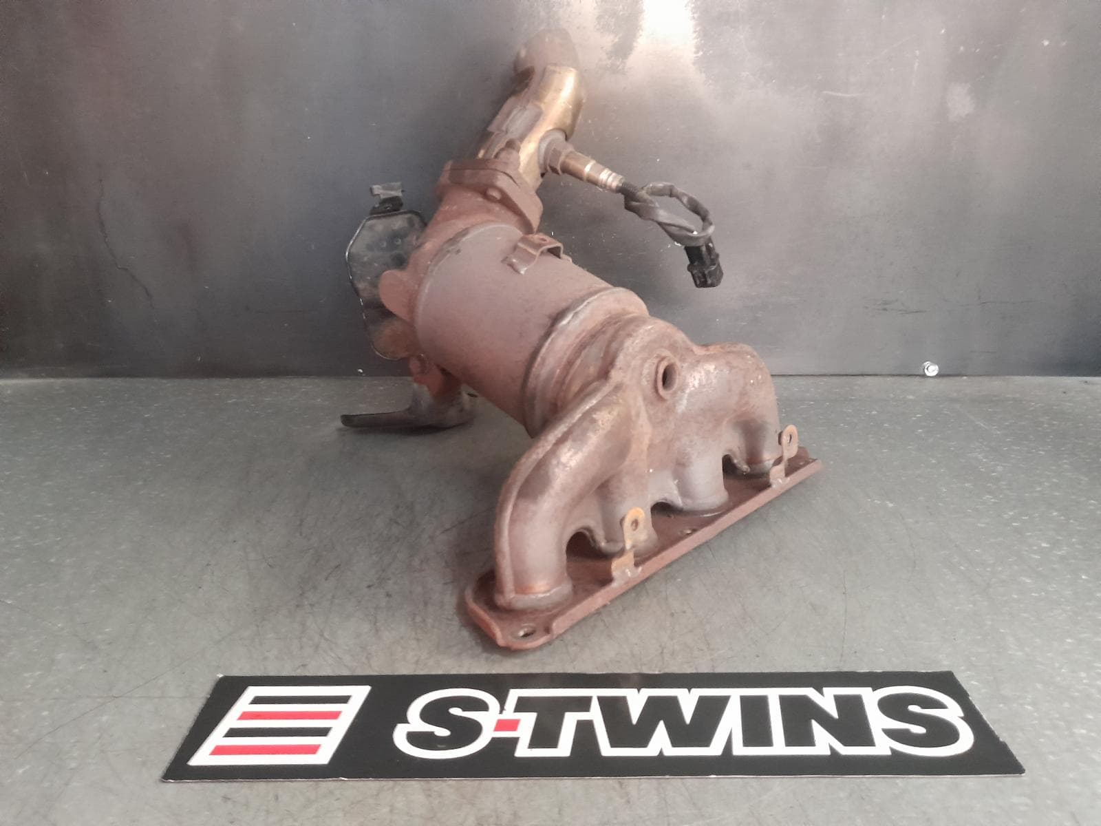 Used auto part listing image: 2017 KIA CERATO CATALYTIC CONVERTER MANIFOLD-CAT TYPE, 2.0, PETROL, YD, 03/16-05/18 0000359451