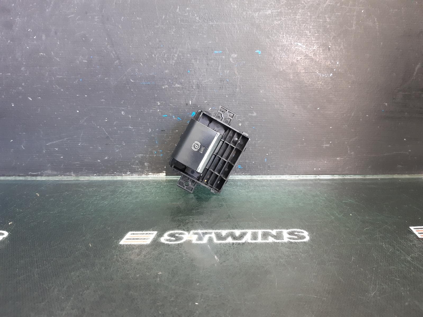 Used auto part listing image: 2016 SUBARU OUTBACK ELECTRIC PARK BRAKE SWITCH, 6TH GEN, 08/14-12/20 0000360774