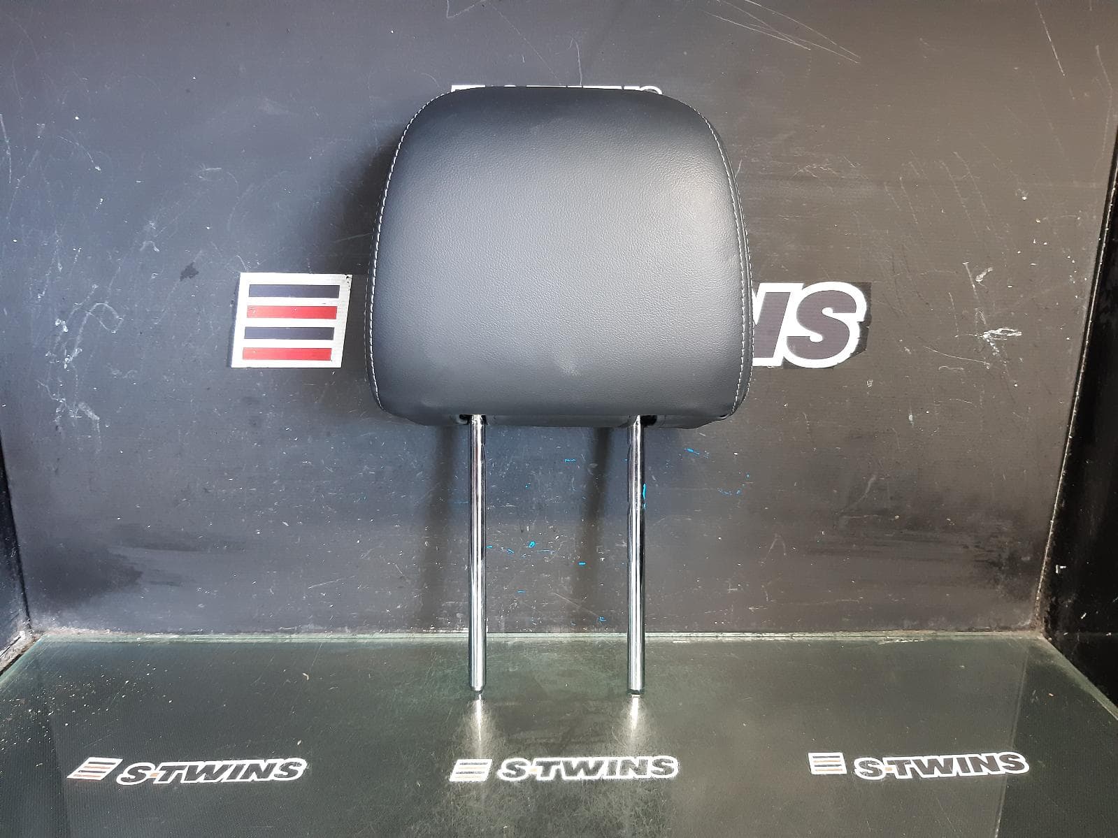 Used auto part listing image: 2016 SUBARU OUTBACK HEADREST LH FRONT, LEATHER, BLACK, 6TH GEN, 08/14-12/20 0000360732