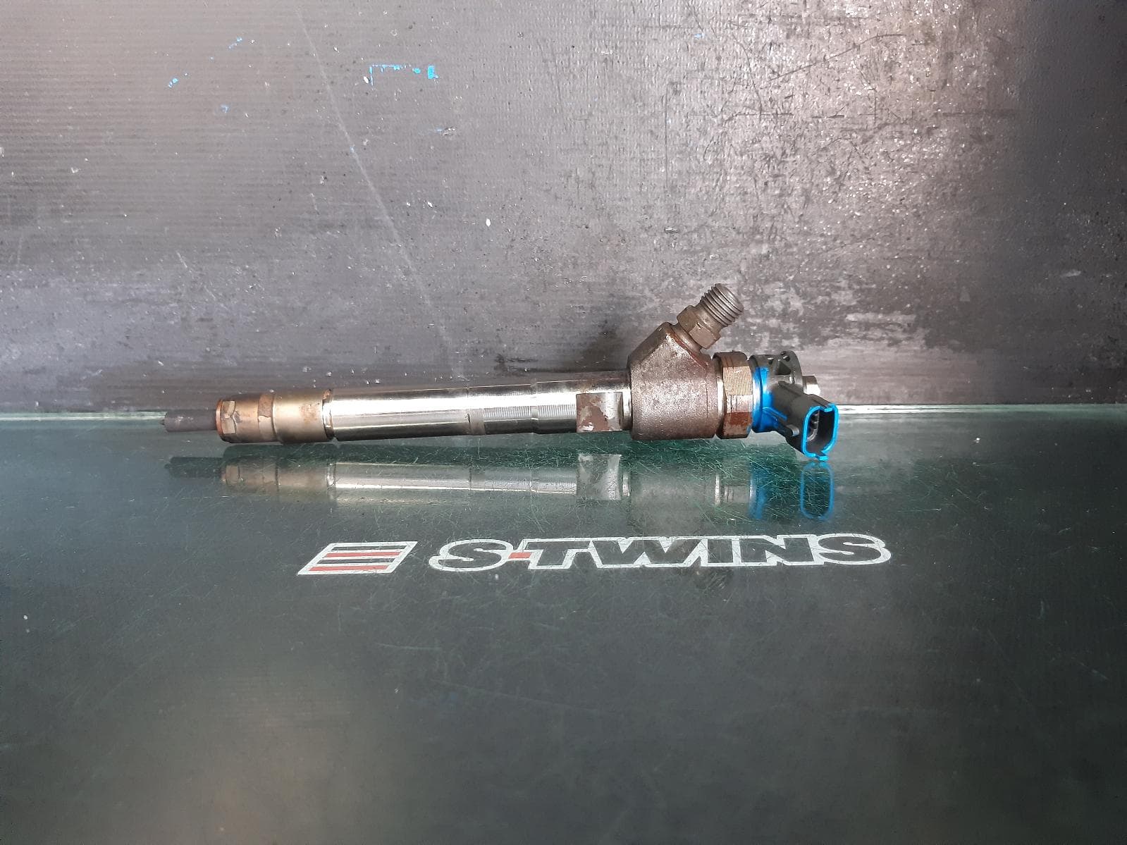 Used auto part listing image: 2017 JEEP GRANDCHEROKEE FUEL INJECTOR WK, 3.0, DIESEL, 04/13-02/22 0000241007