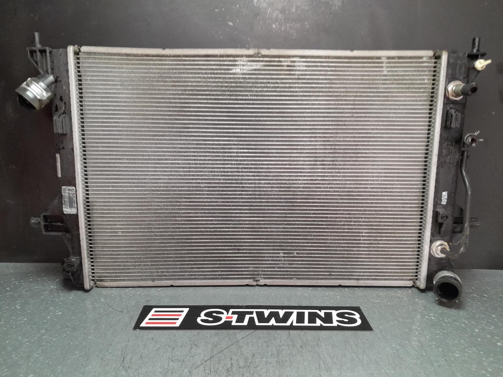 Used auto part listing image: 2018 HYUNDAI I30 RADIATOR AUTO, 2.0, G4NC, PETROL, PD, HATCH (S. KOREA VIN KMHH), 03/17-12/23 0000354965
