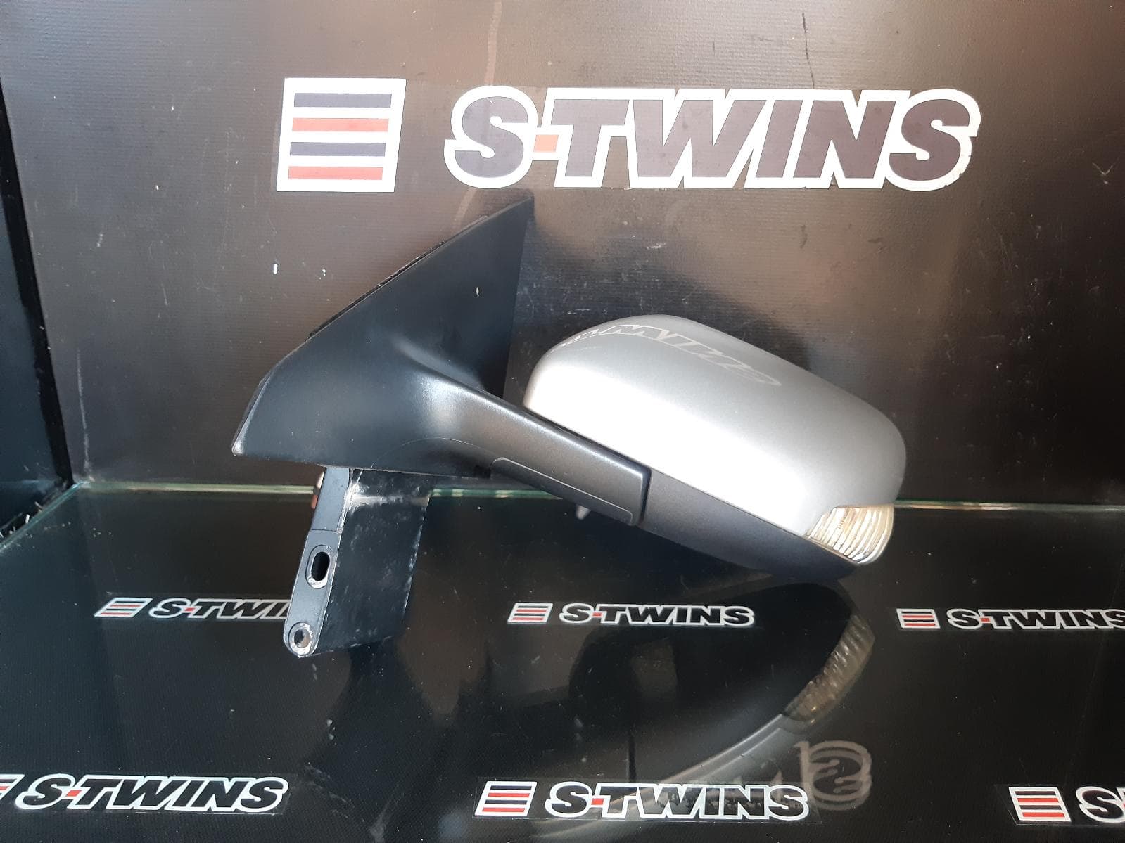 Used auto part listing image: 2007 VOLVO S70/V70/C70 LEFT DOOR MIRROR C70 (YV1MC...), M SERIES, 08/06-08/09 0000157721