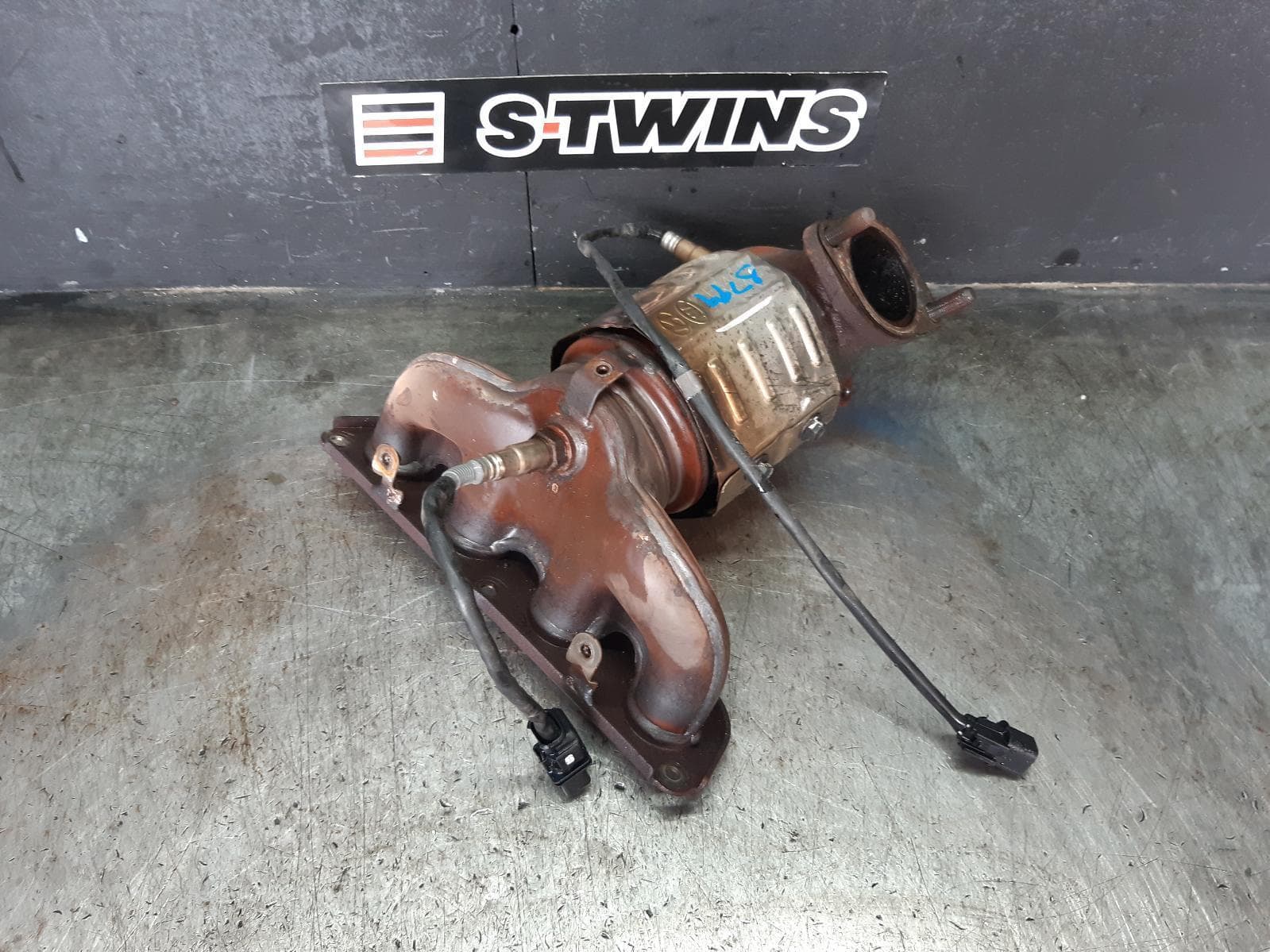 Used auto part listing image: 2017 HYUNDAI I40 CATALYTIC CONVERTER BOLT ON CAT TYPE (TO MANIFOLD), 2.0, PETROL, VF, 09/11-12/19 0000328765