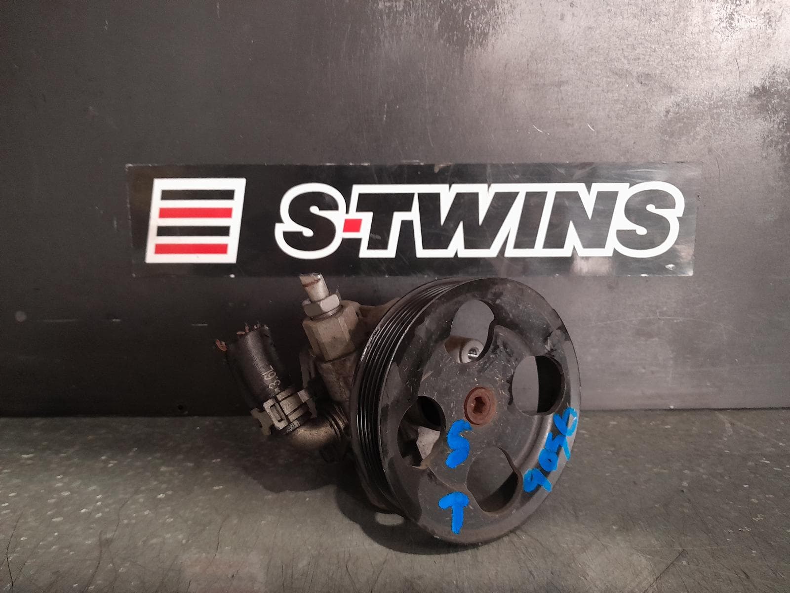 Used auto part listing image: 2013 DODGE JOURNEY STEERING PUMP PETROL, 3.6, JC, 07/11-12/16 0000343601