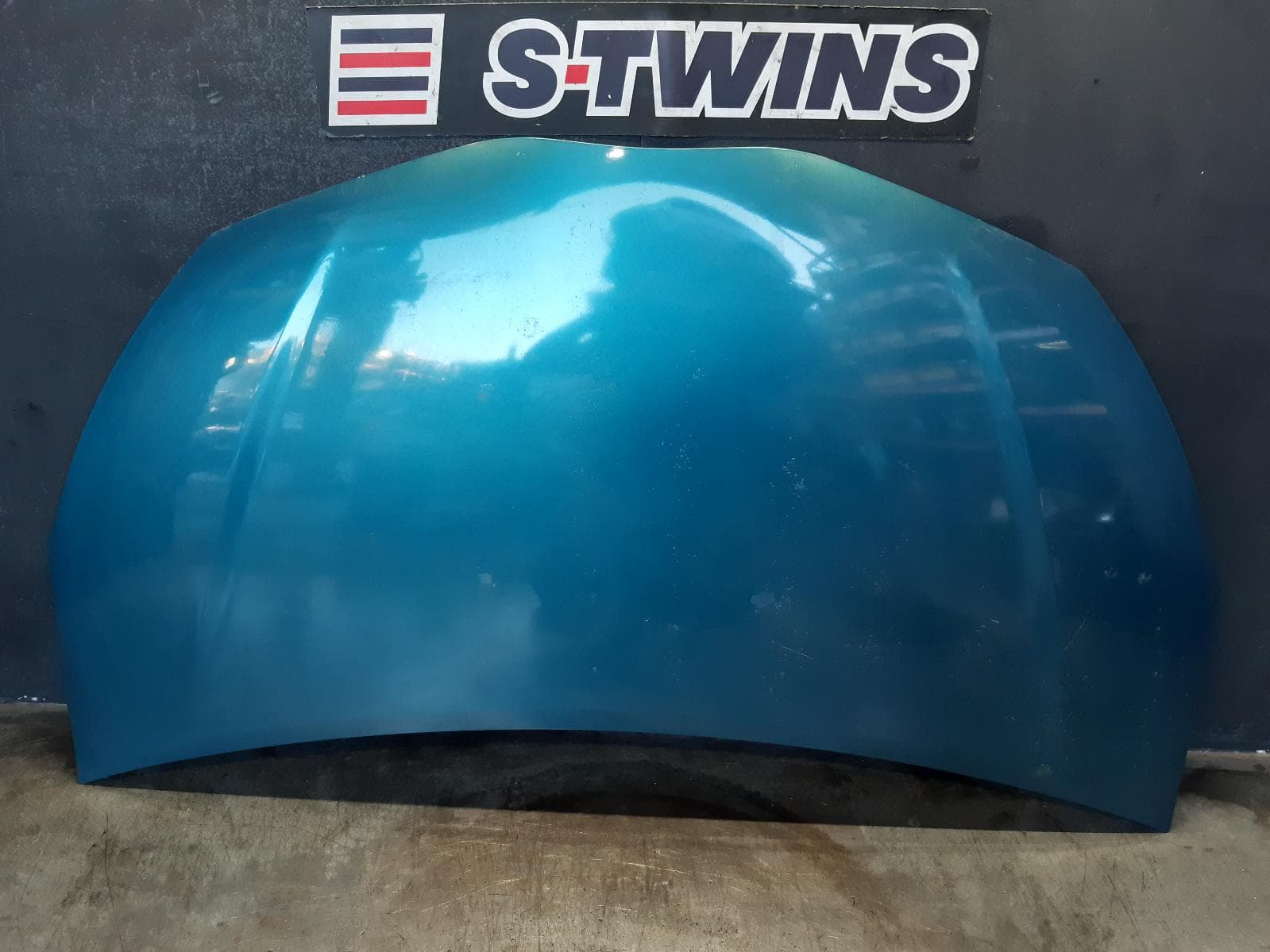 Used auto part listing image: 2013 TOYOTA YARIS BONNET NCP13#, HATCH, 08/11-12/19 0000346929