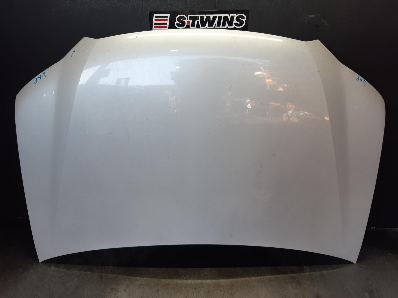 Used auto part listing image: 2010 SUBARU TRIBECA BONNET B9, 12/07-01/14 0000361359