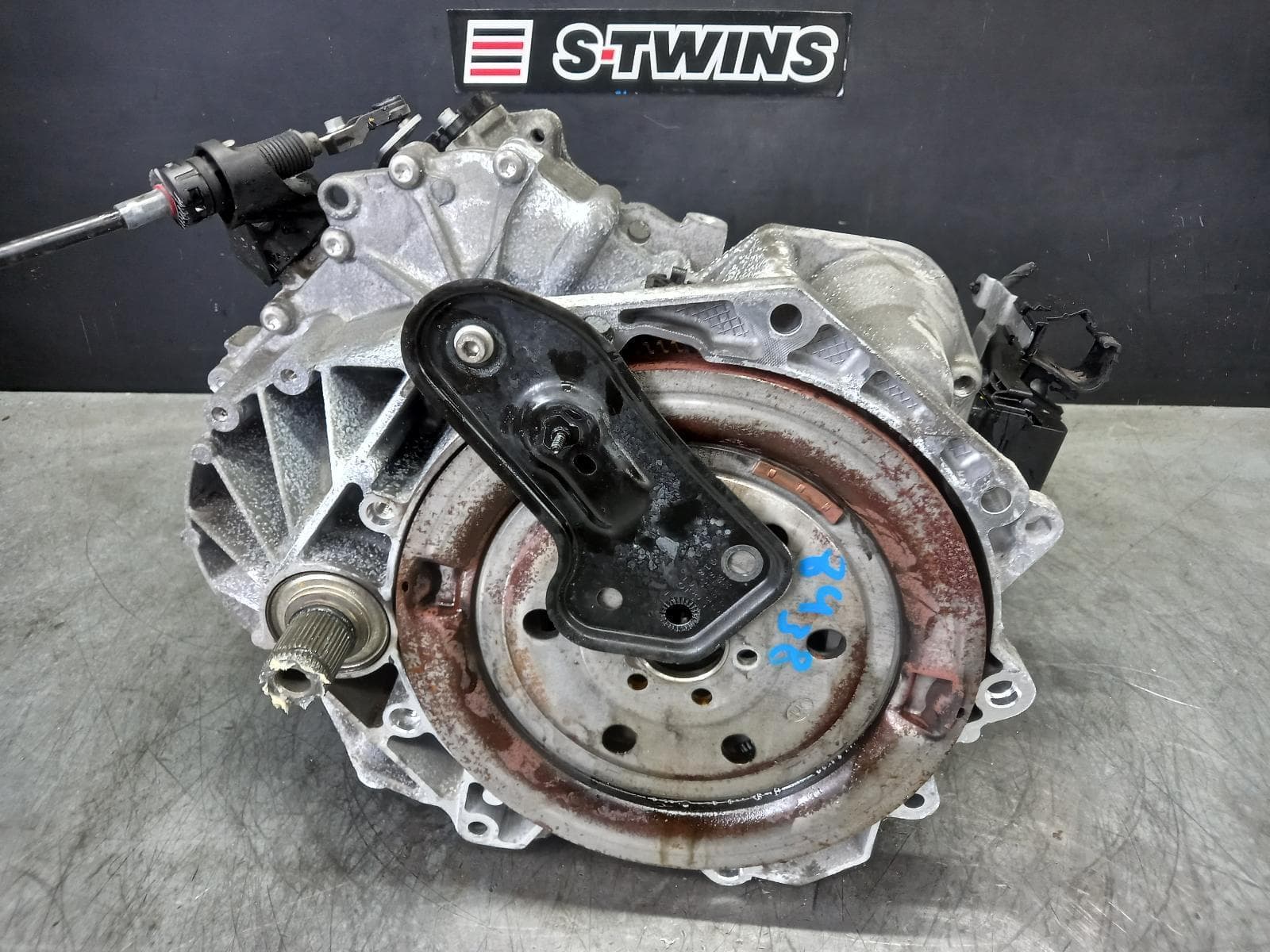Used auto part listing image: 2021 SKODA SCALA TRANS GEARBOX AUTO, FWD, PETROL, 1.5, TURBO, 7 SPEED, URK CODE, NW, 05/20- 0000331530