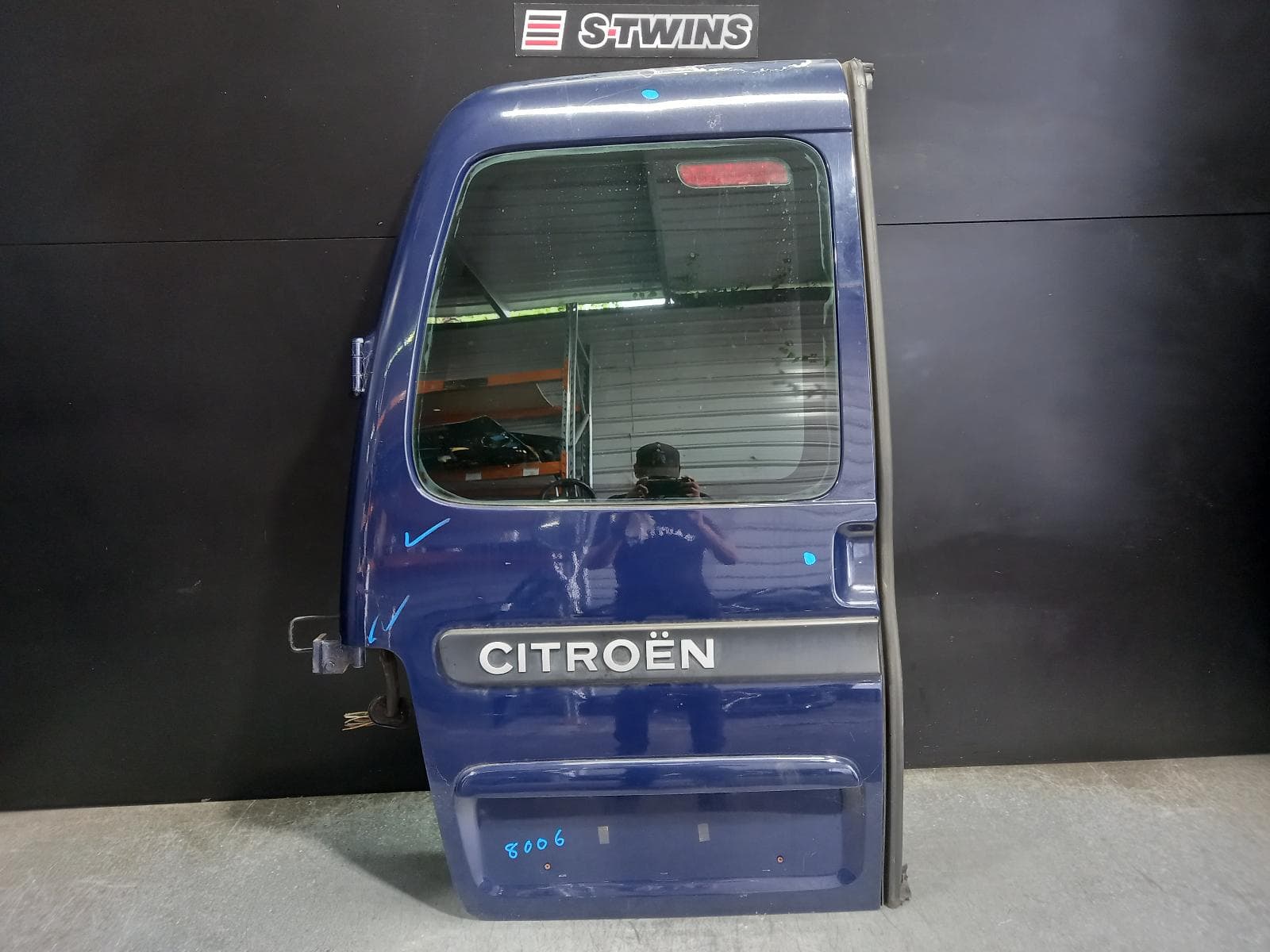 Used auto part listing image: 2001 CITROEN BERLINGO BOOTLID TAILGATE BARN DOOR (LH SIDE), 07/99-09/03 0000295616