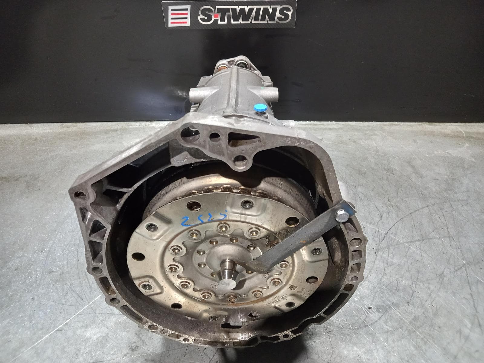 Used auto part listing image: 2014 BMW 6 SERIES TRANS GEARBOX AUTO, PETROL, 3.0, 640i, TURBO, N55, 8 SPEED, F12/F13/F06, 05/11-08/18 0000268405