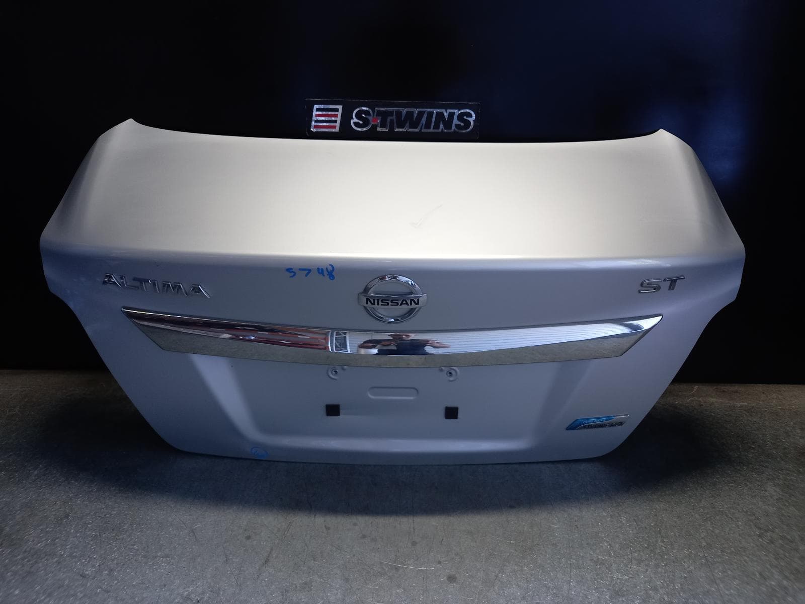 Used auto part listing image: 2015 NISSAN ALTIMA BOOTLID TAILGATE BOOTLID, L33, ST, 11/13-12/17 0000251006