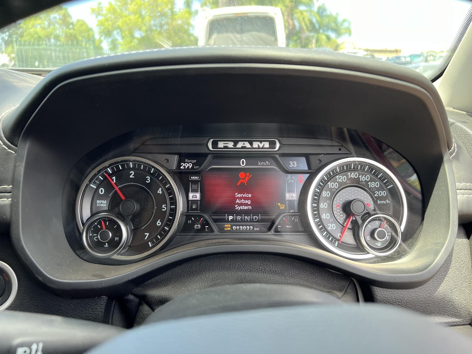 2022 RAM 1500 2