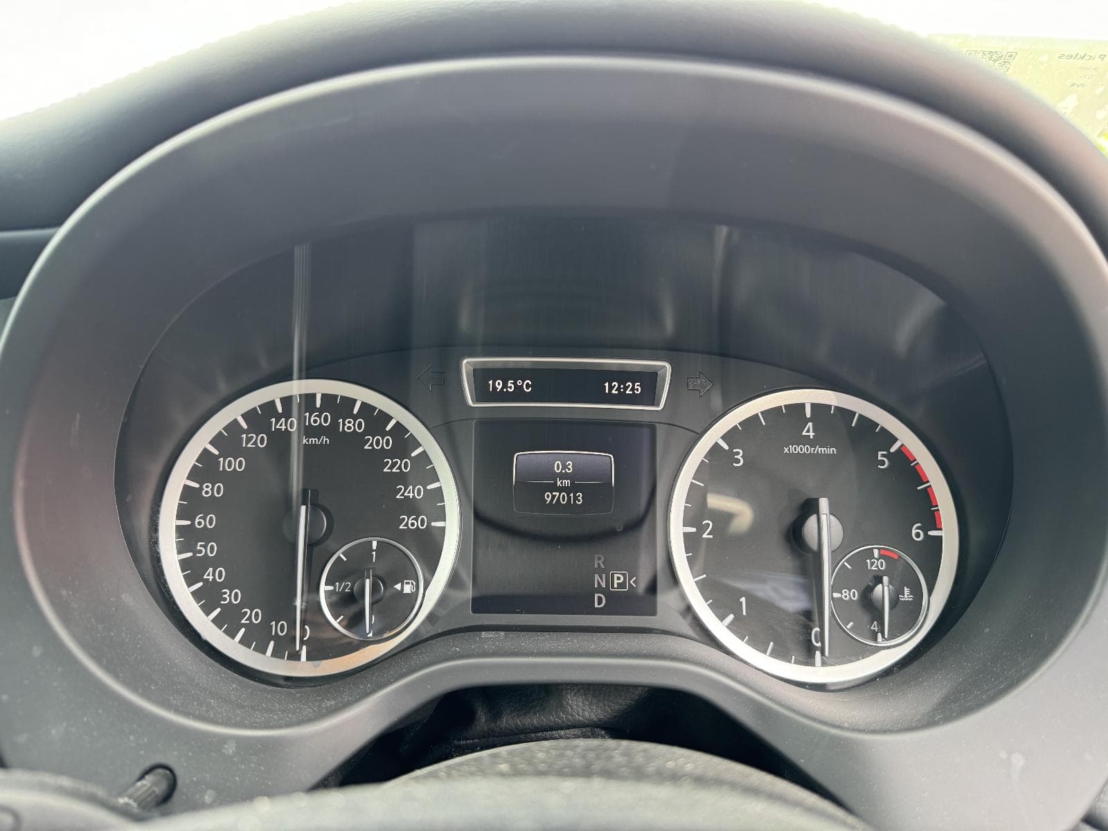 2016 INFINITI Q30 2