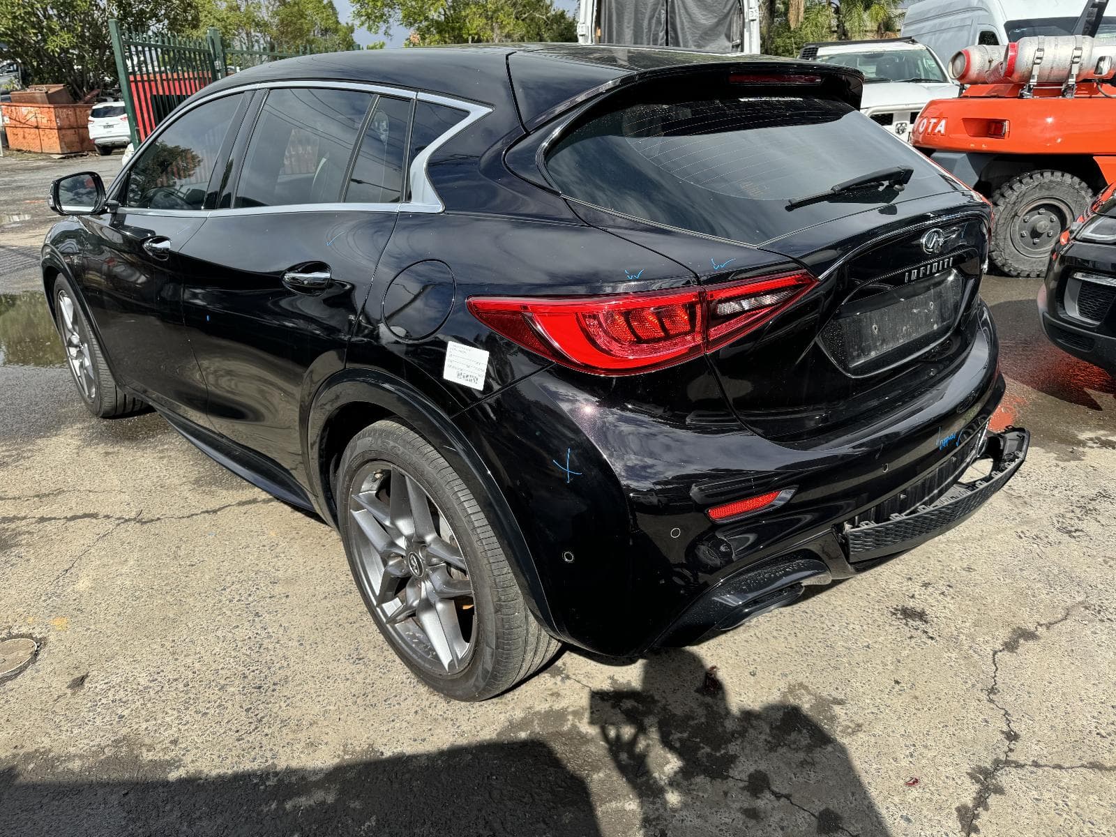 2016 INFINITI Q30 5