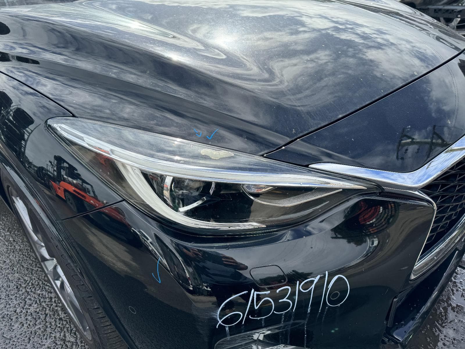 2016 INFINITI Q30 6