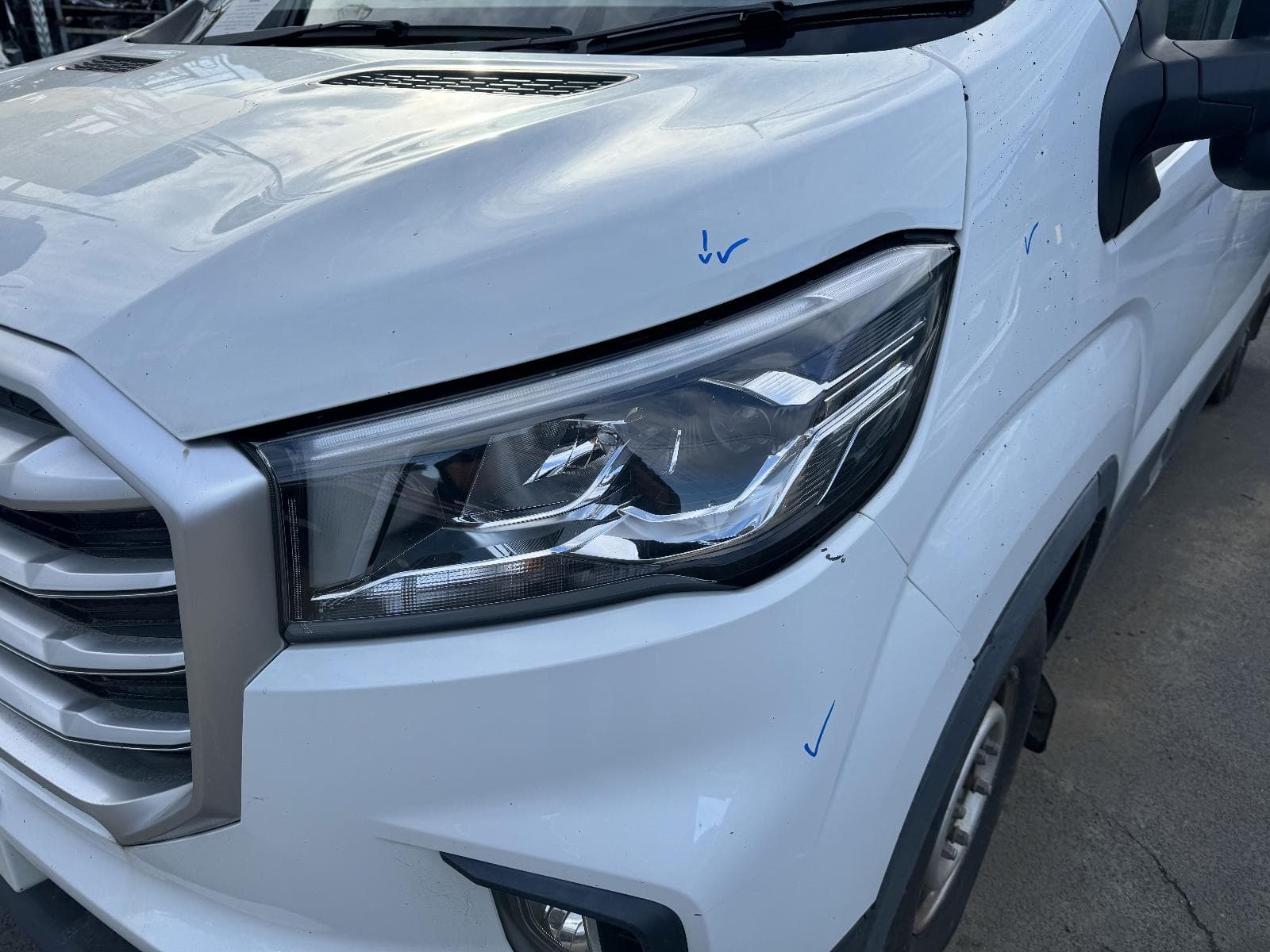 2021 LDV DELIVER 9 7