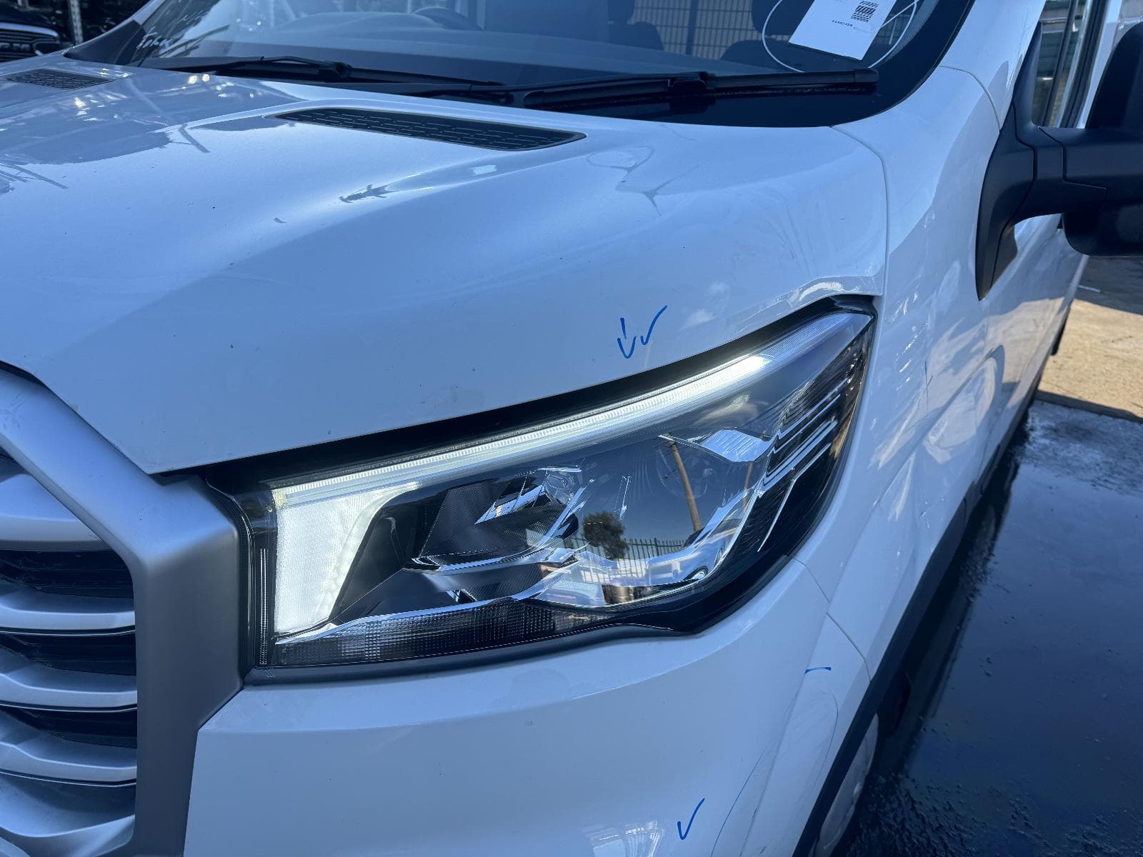 2022 LDV DELIVER 9 7