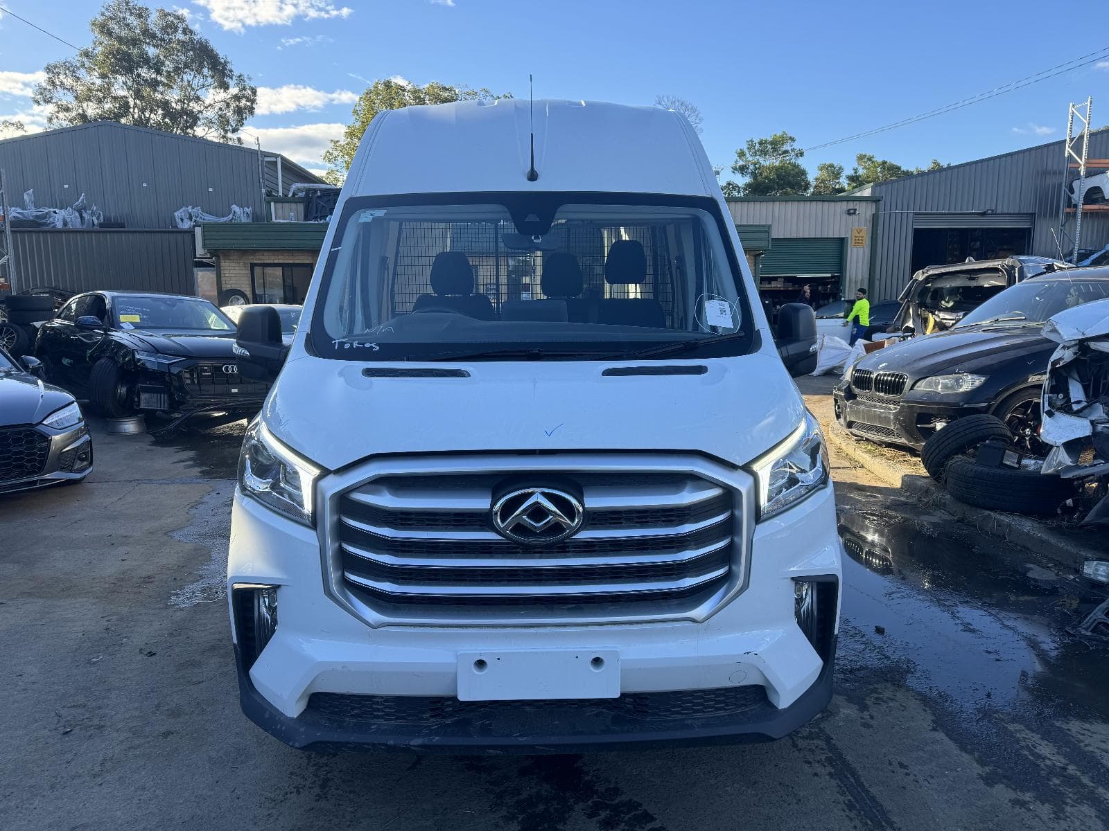 2022 LDV DELIVER 9 10