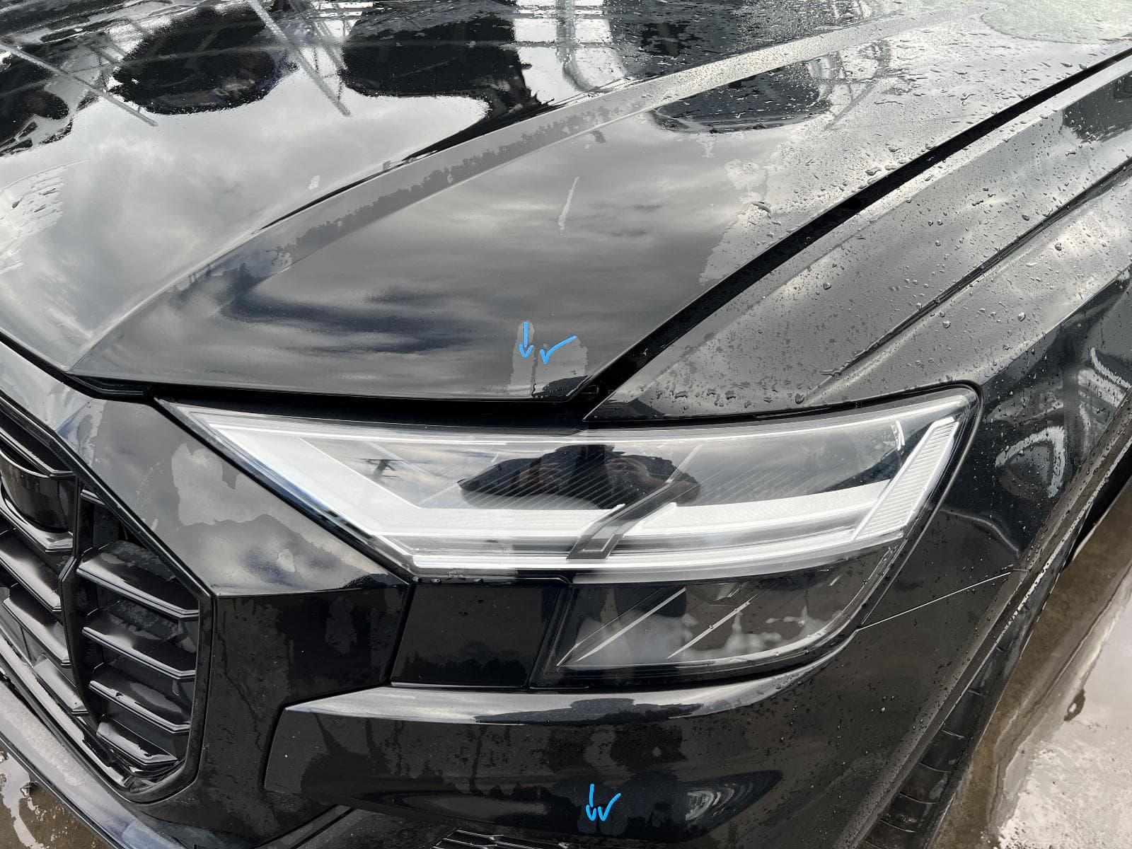 2022 AUDI Q8 7