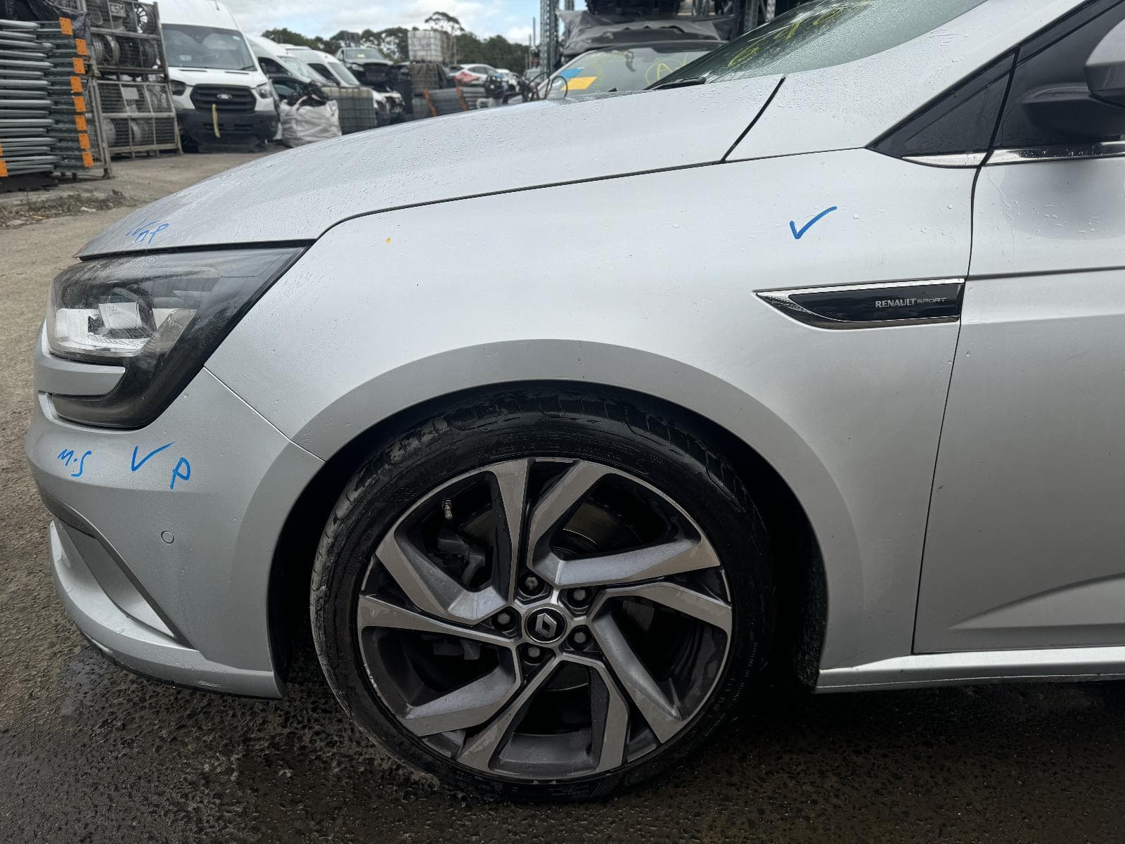 2017 RENAULT MEGANE 12