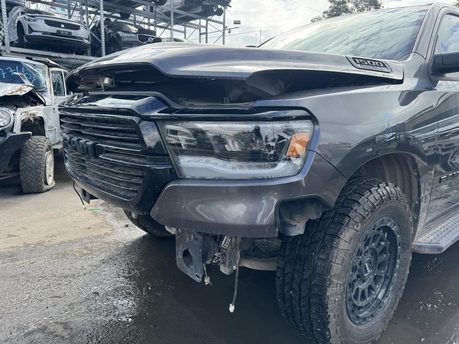 2021 RAM 1500 9