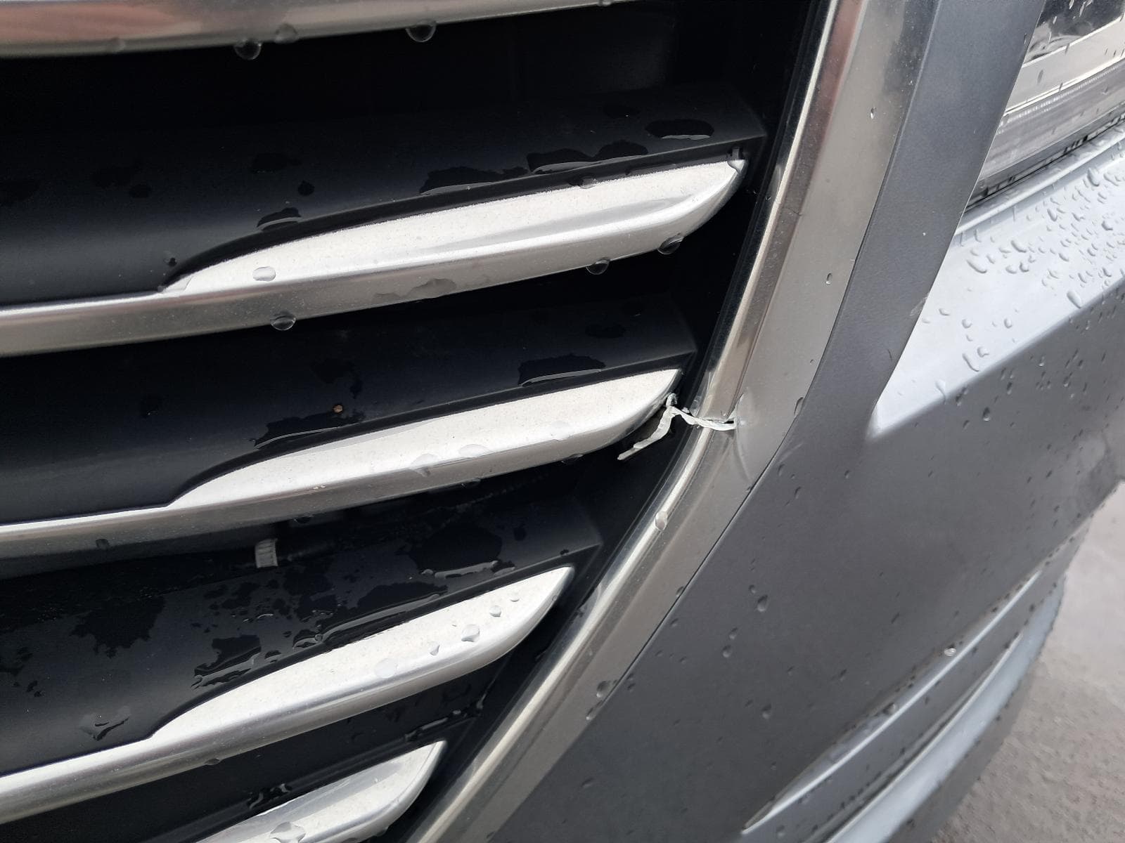 2015 HYUNDAI GENESIS 12