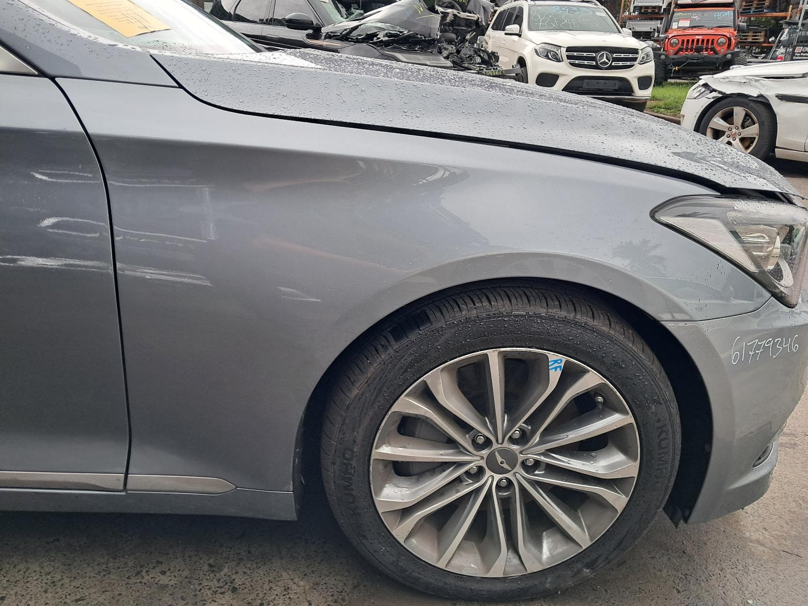 2015 HYUNDAI GENESIS 14