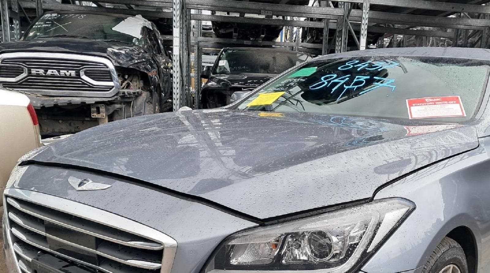 2015 HYUNDAI GENESIS 5
