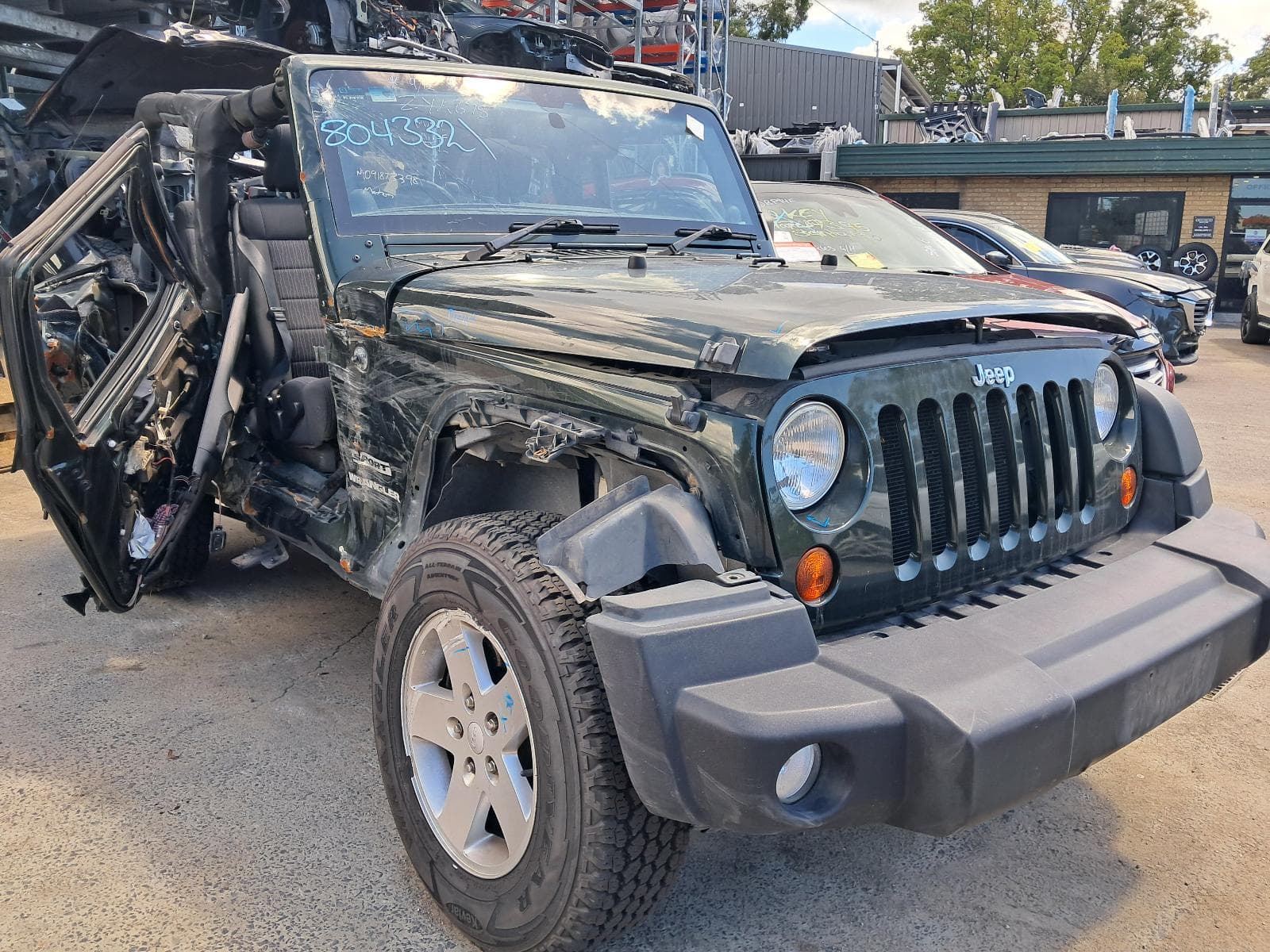 2011 JEEP WRANGLER 3