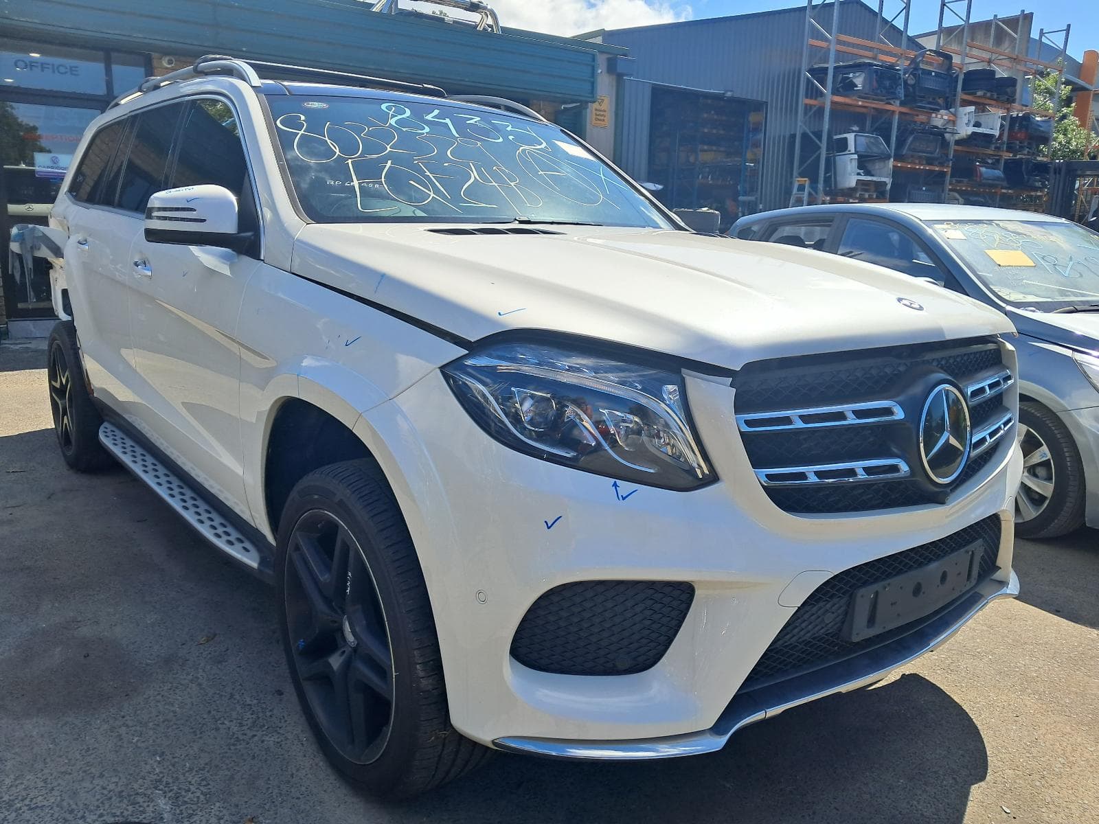 Featured wrecking vehicle: 2016 MERCEDES GLS CLASS (stock 8433)