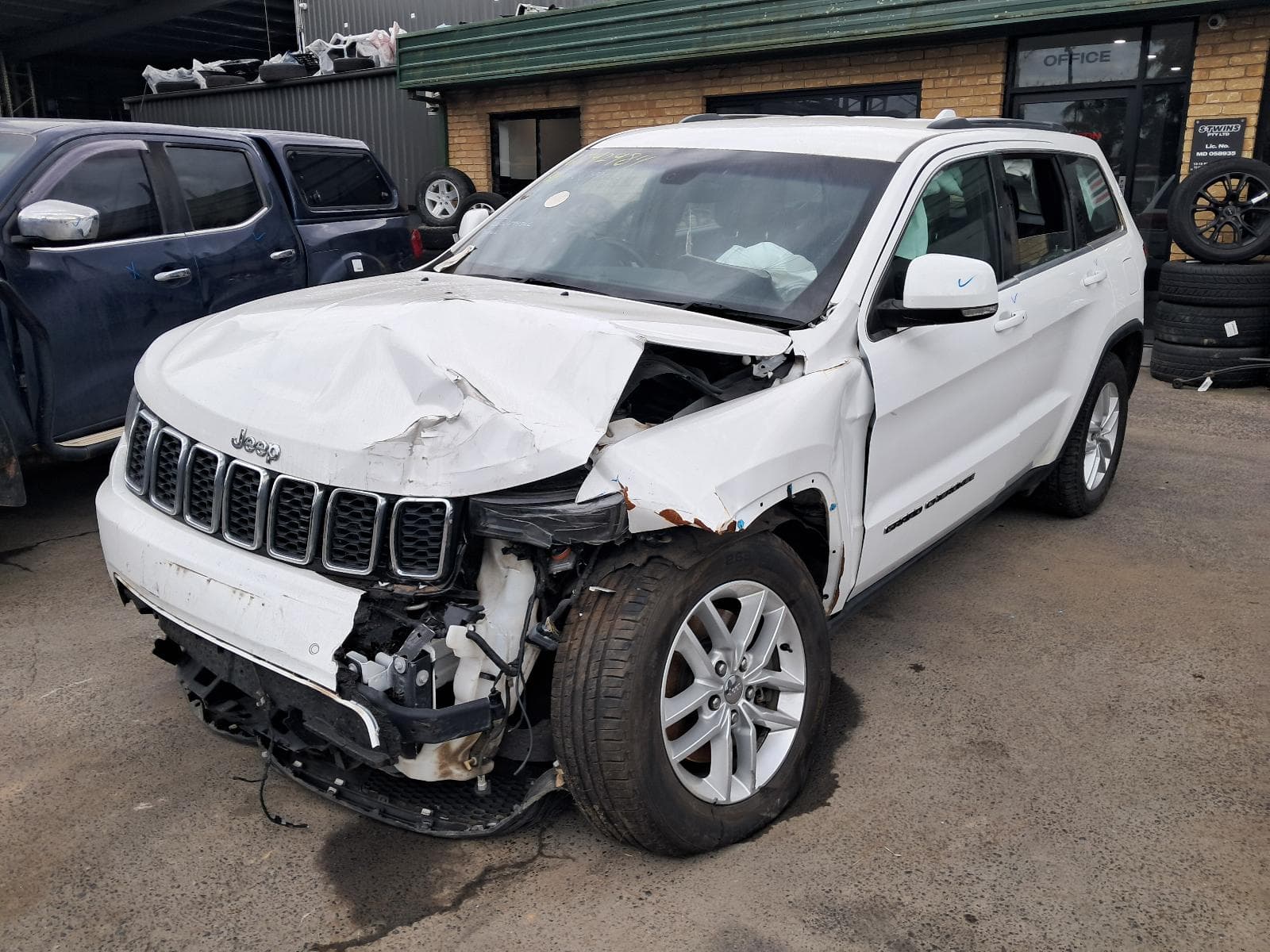 2016 JEEP GRANDCHEROKEE 4