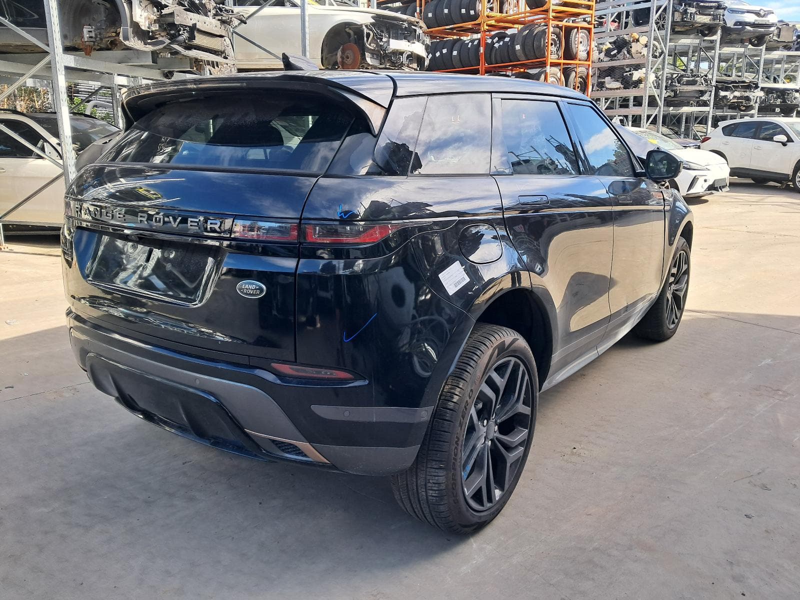 Featured wrecking vehicle: 2019 LAND ROVER RANGE ROVER EVOQUE (stock 8451)