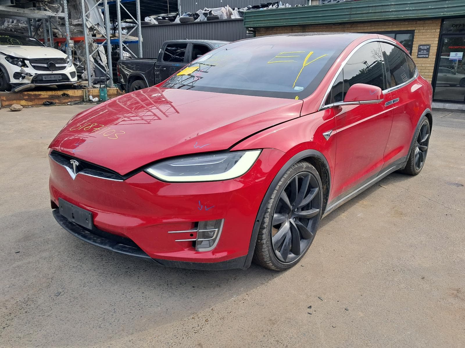 Featured wrecking vehicle: 2017 TESLA MODEL X (stock 8817)