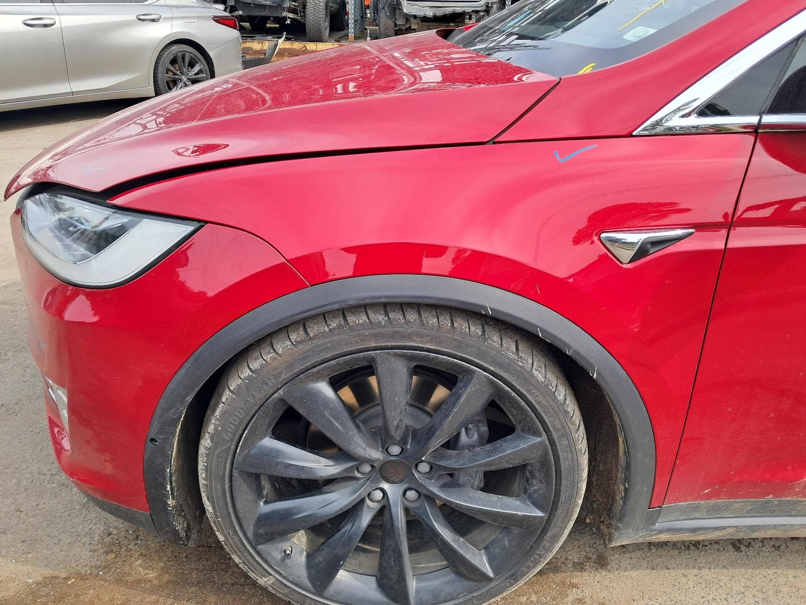 2017 TESLA MODEL X 12