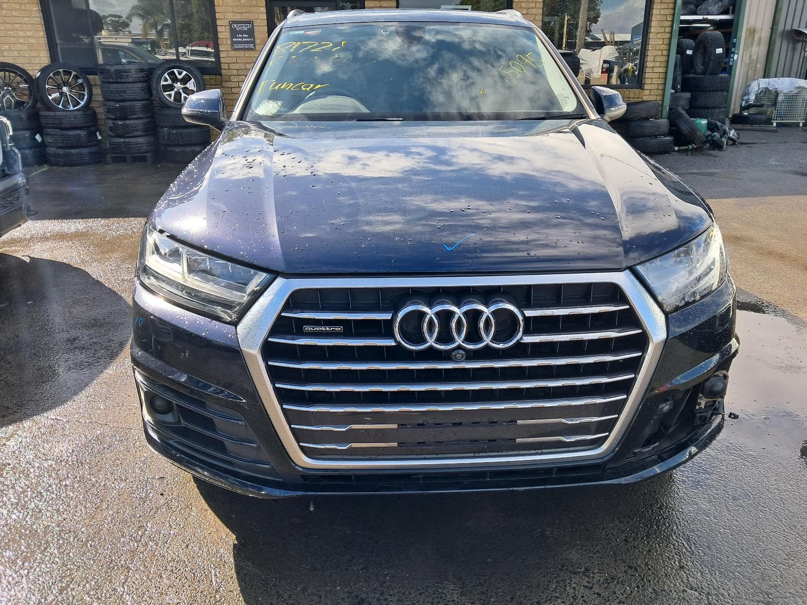 2016 AUDI Q7 10