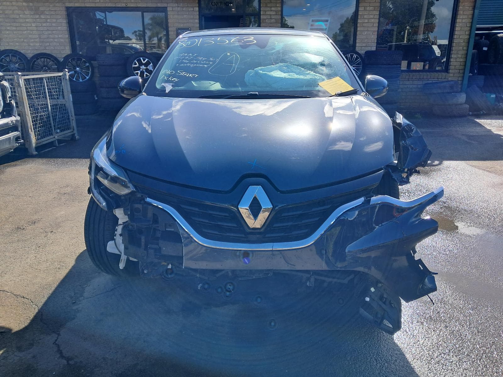 2022 RENAULT CAPTUR 9