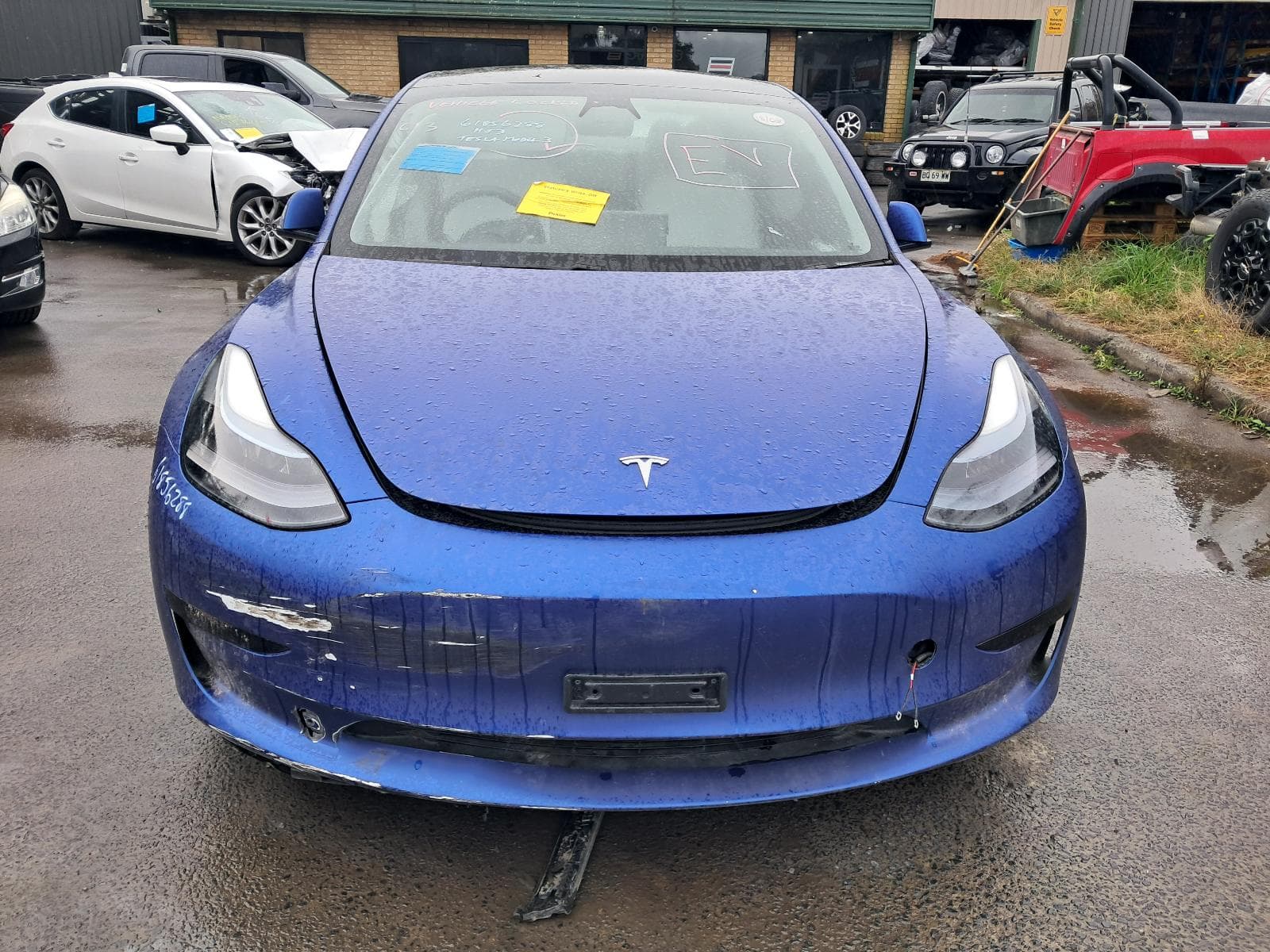 2023 TESLA MODEL 3 9