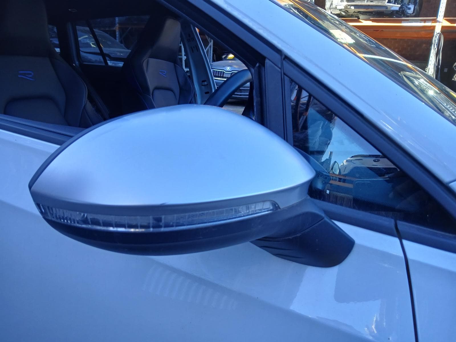 2023 VOLKSWAGEN GOLF 13