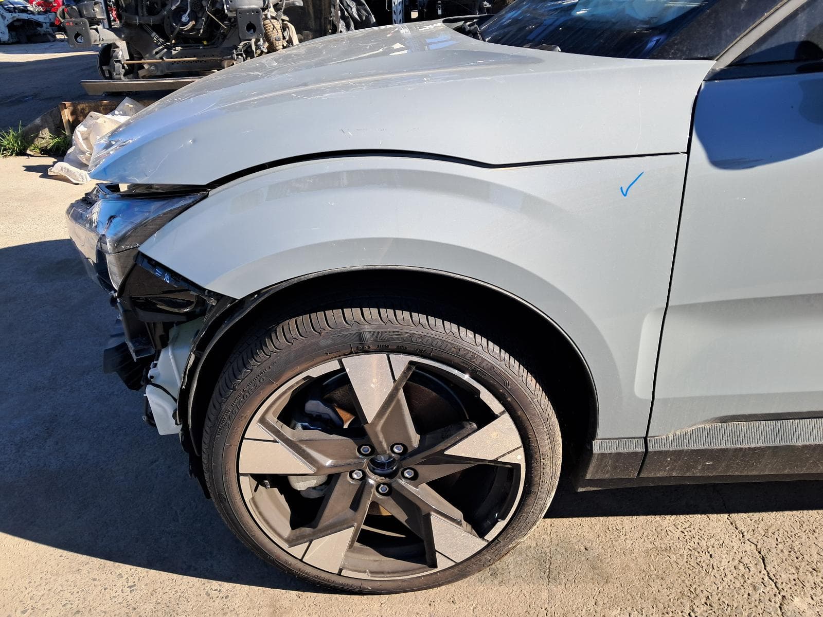 2024 VOLVO EX30 11