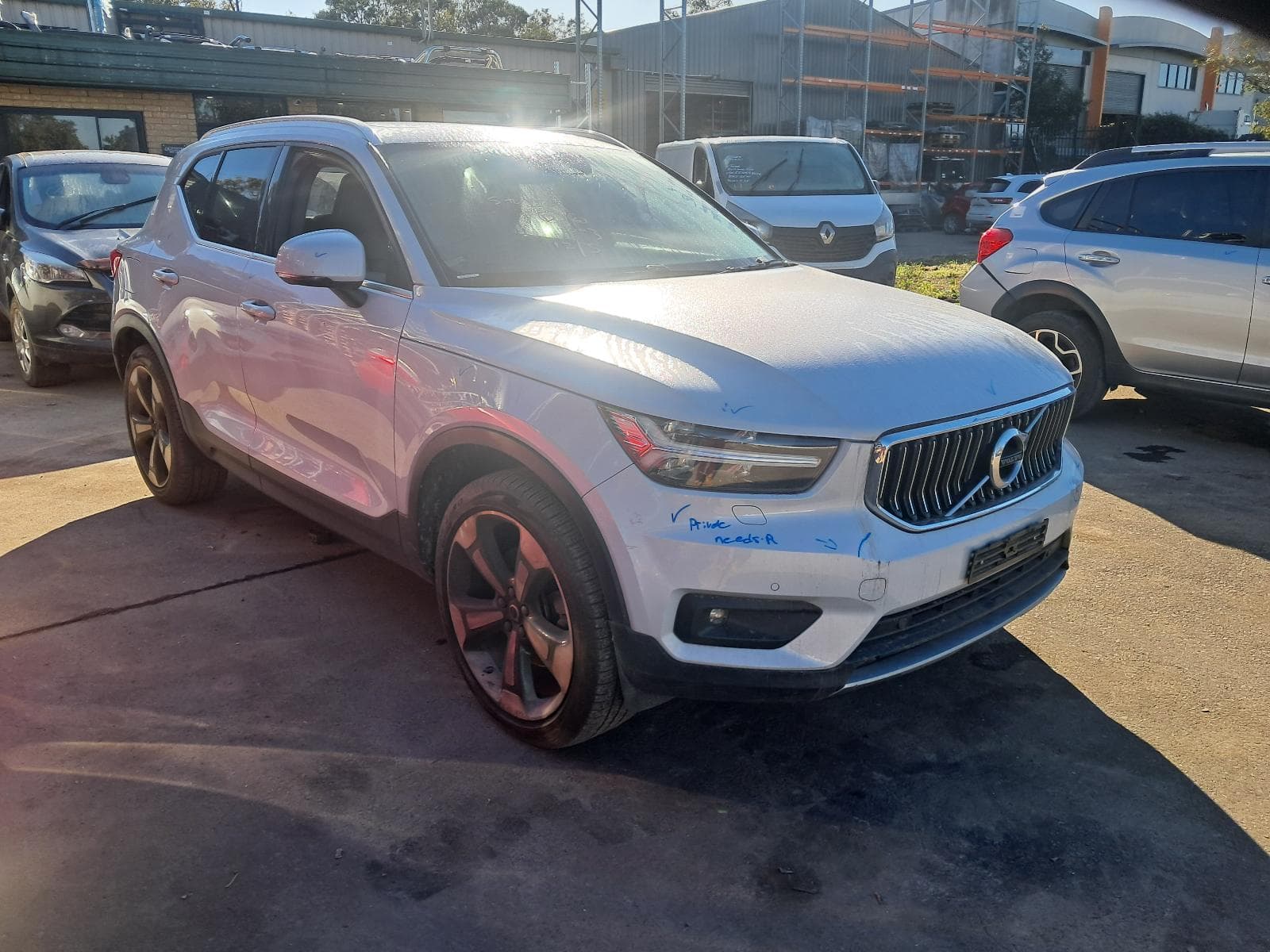 Featured wrecking vehicle: 2018 VOLVO XC40 (stock 9042)