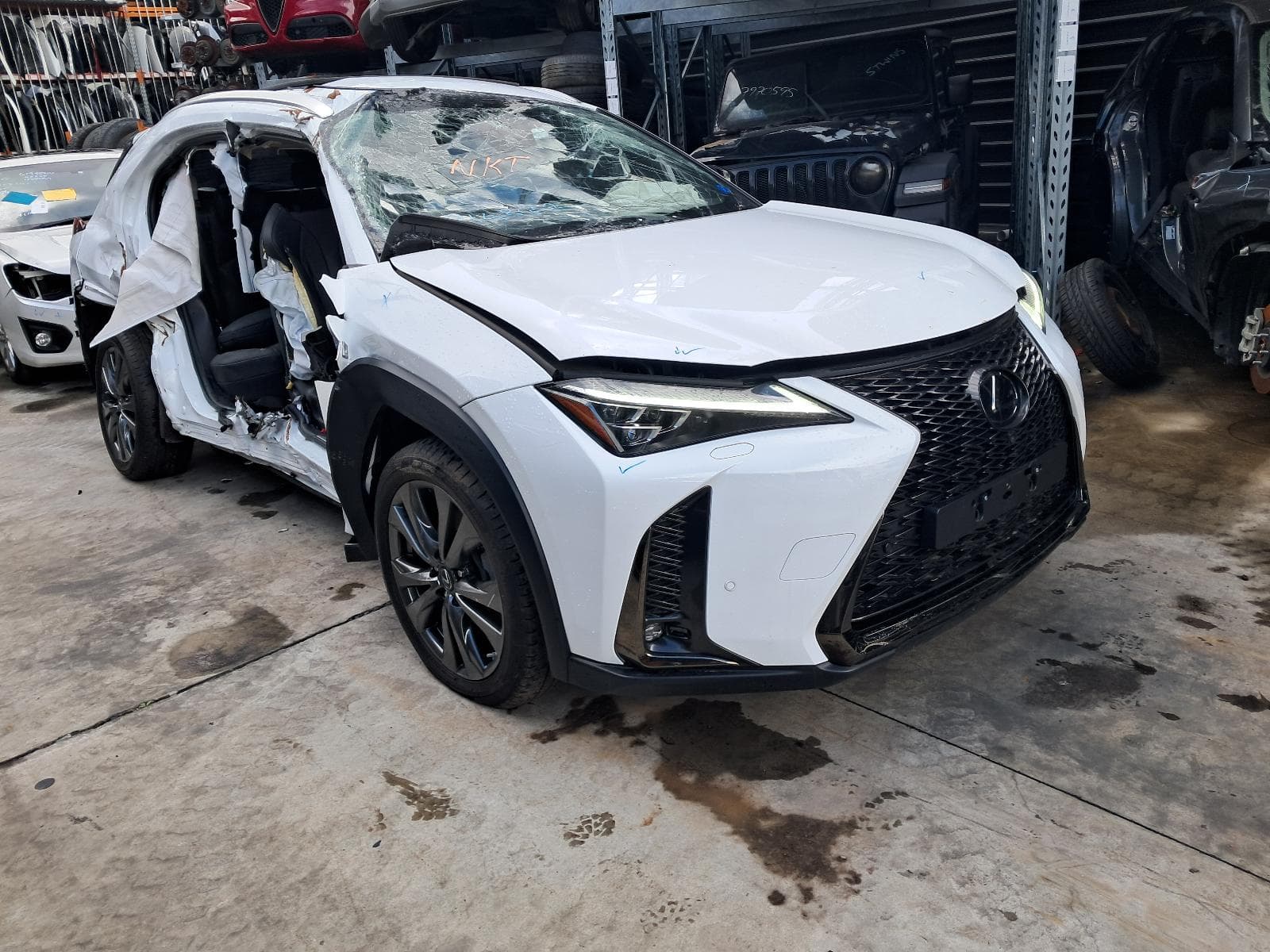 2019 LEXUS UX 3