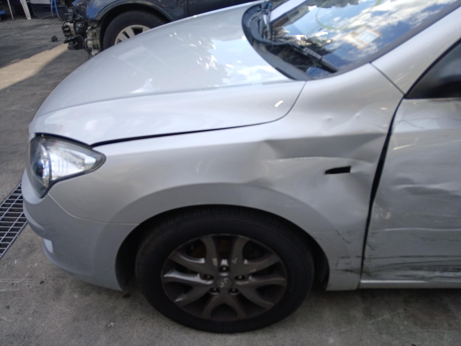 2011 HYUNDAI I30 12