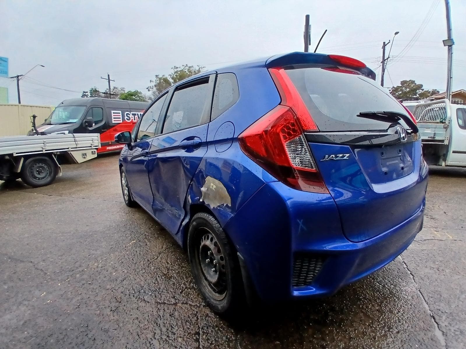 2016 HONDA JAZZ 5