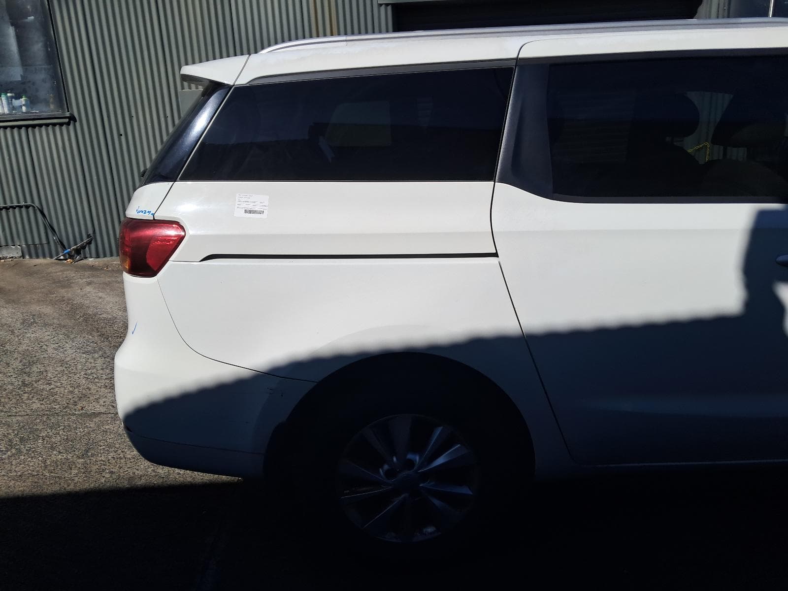 2015 KIA CARNIVAL/GRAND CARNIVAL 12