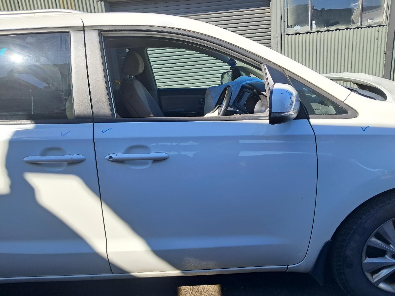 2015 KIA CARNIVAL/GRAND CARNIVAL 10