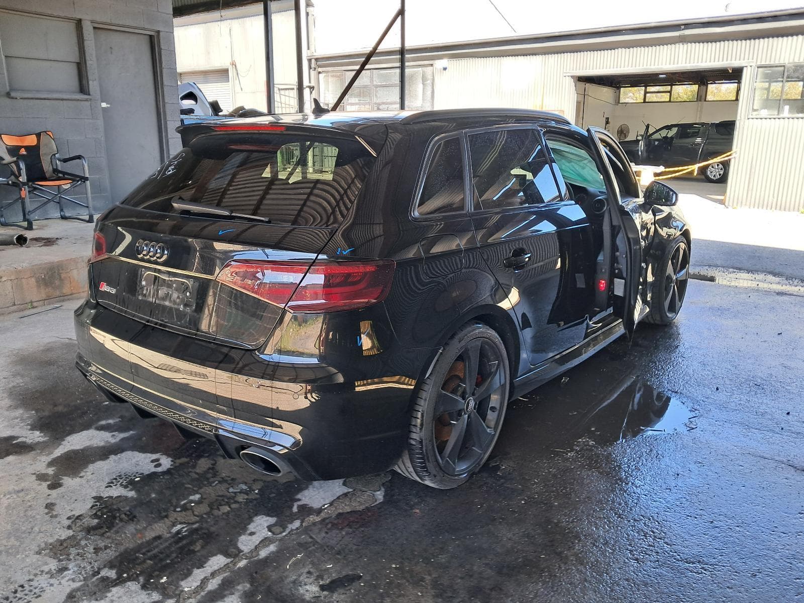 2016 AUDI A3 4