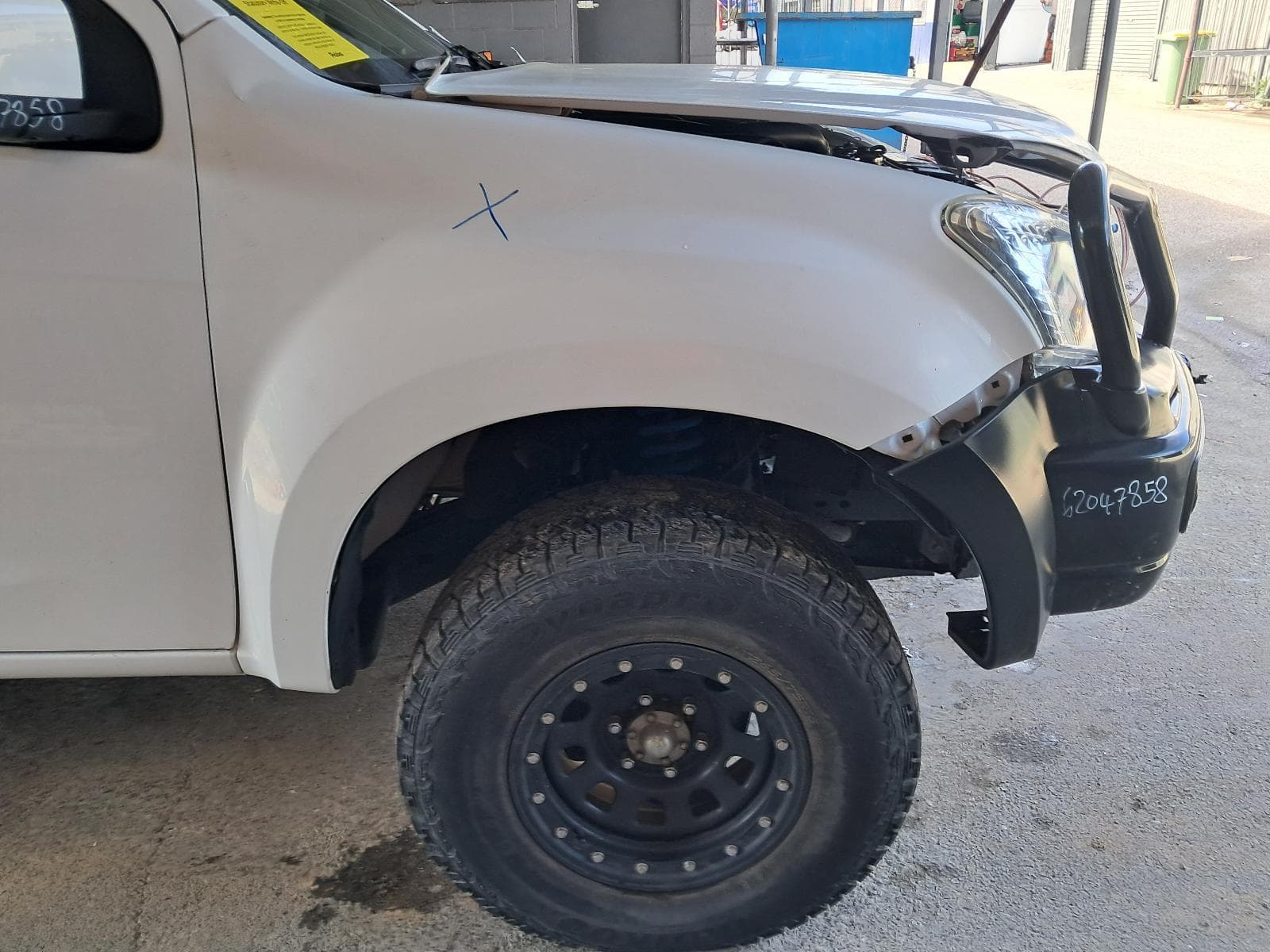 2016 ISUZU DMAX 9