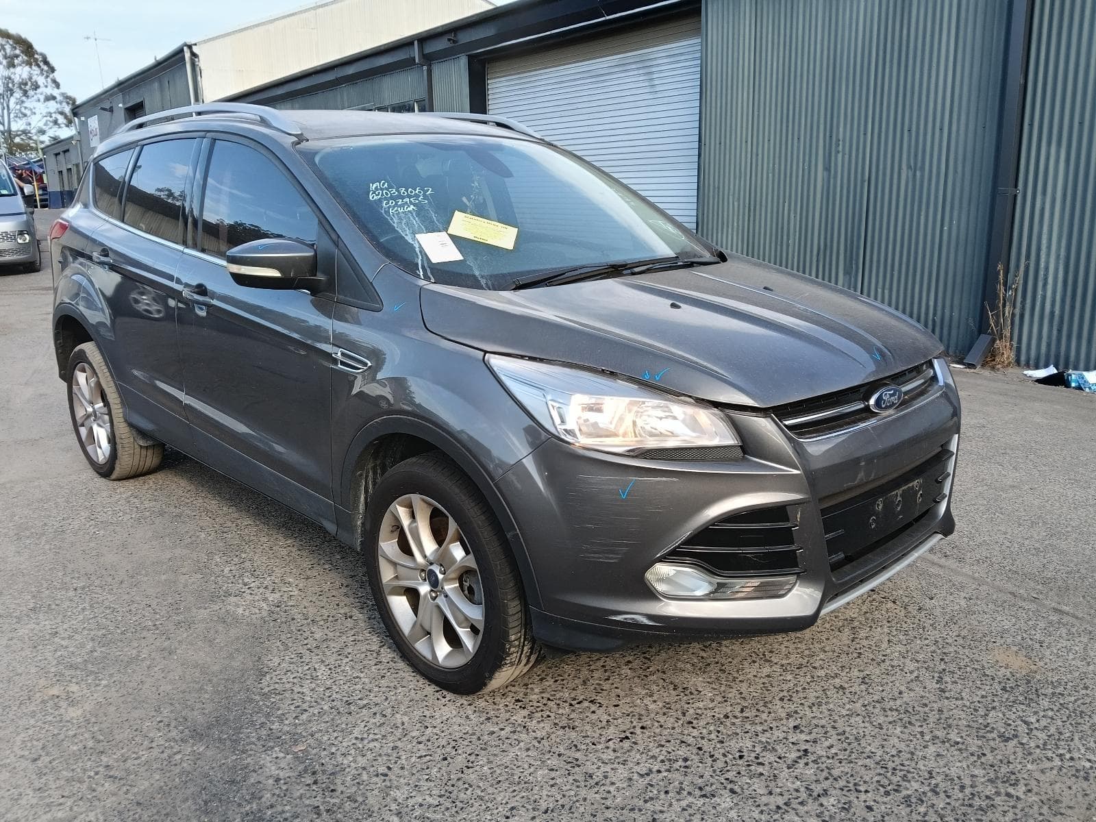 2013 FORD KUGA 4