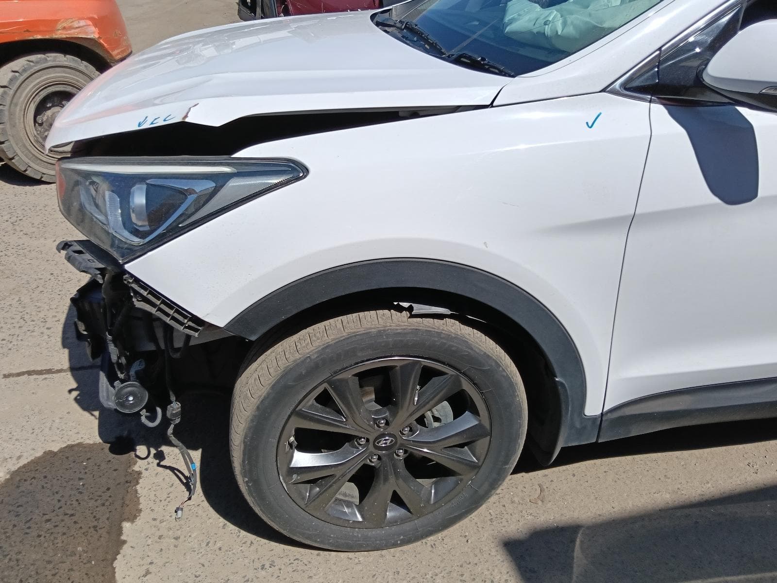2017 HYUNDAI SANTA FE 10