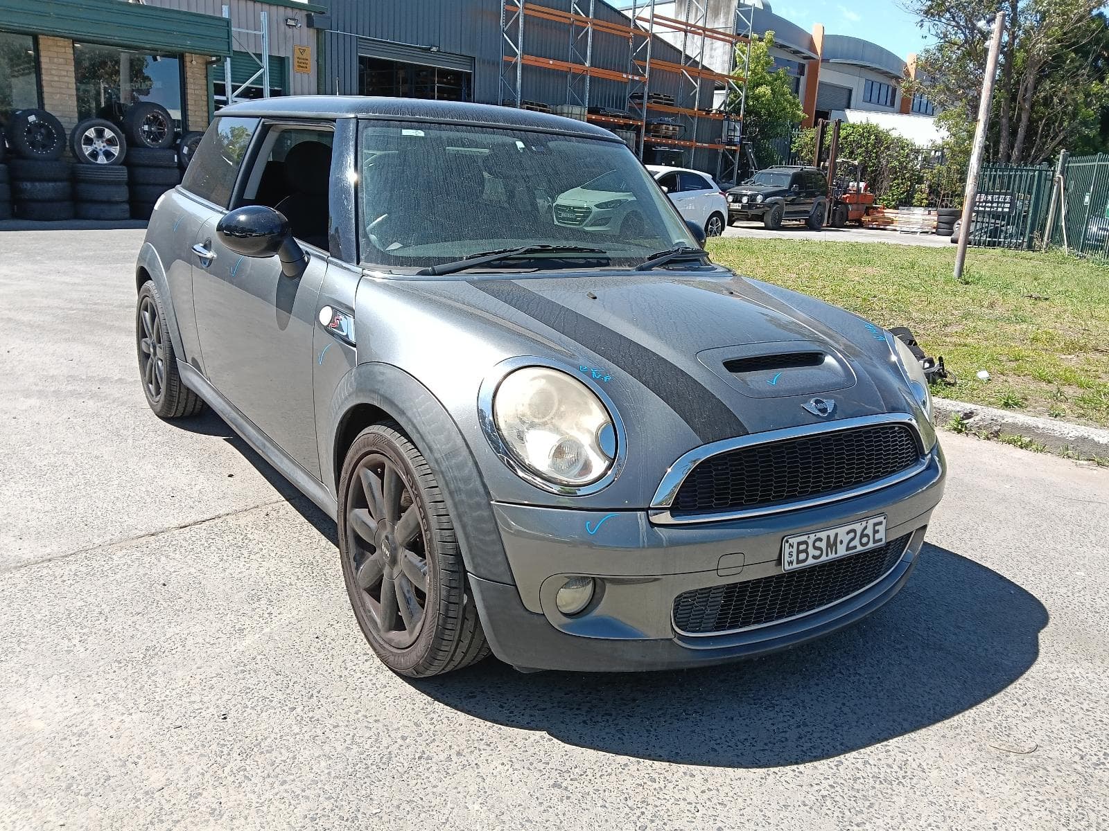 Featured wrecking vehicle: 2010 MINI COOPER (stock 9471)