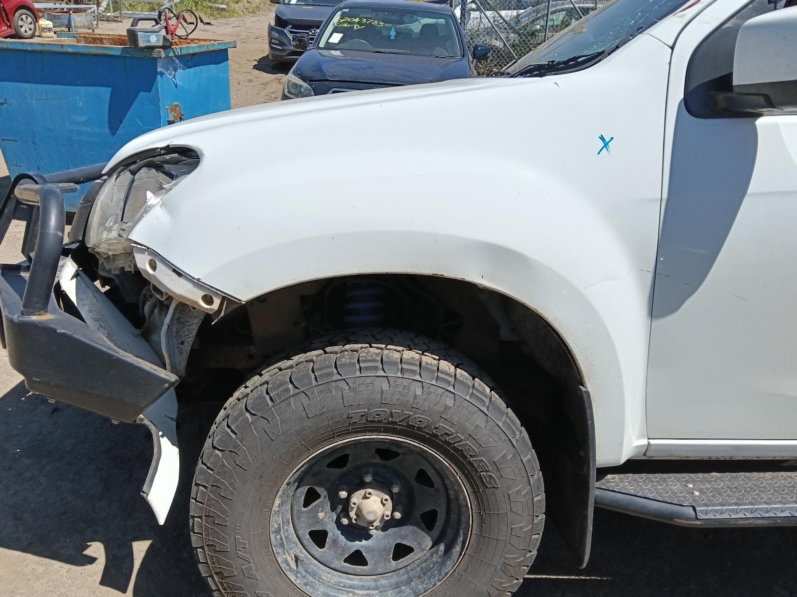 2016 ISUZU DMAX 9